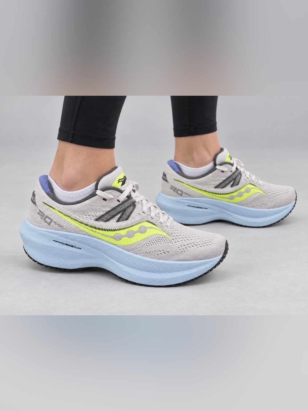 Saucony Triumph 20 'Fog Mineral' S20759-15 white/blue sole size 9